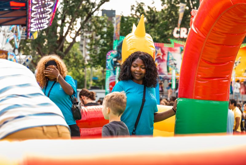 Benevoles-defilement-04